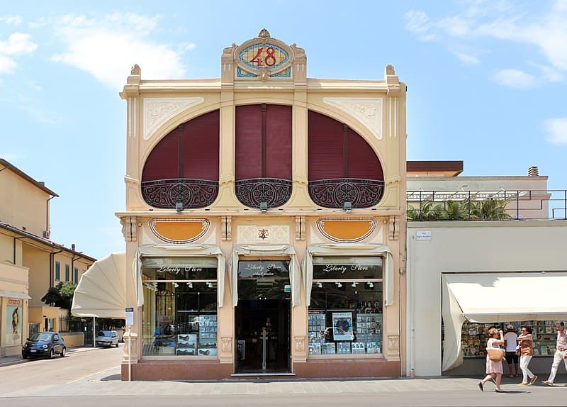 Tienda en estilo Liberty en Viareggio