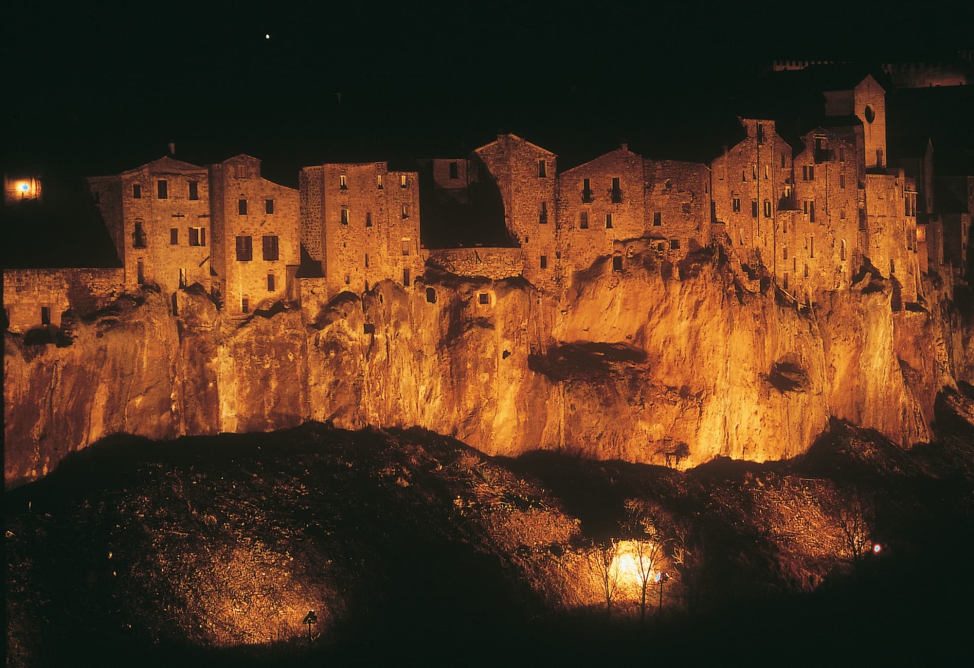 Night view of Pitigliano