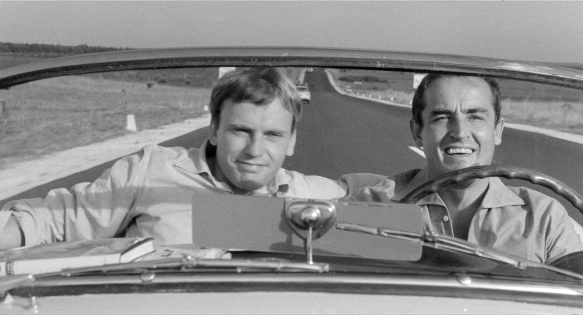 Ein Standbild aus dem Film „Il Sorpasso“ von Dino Risi