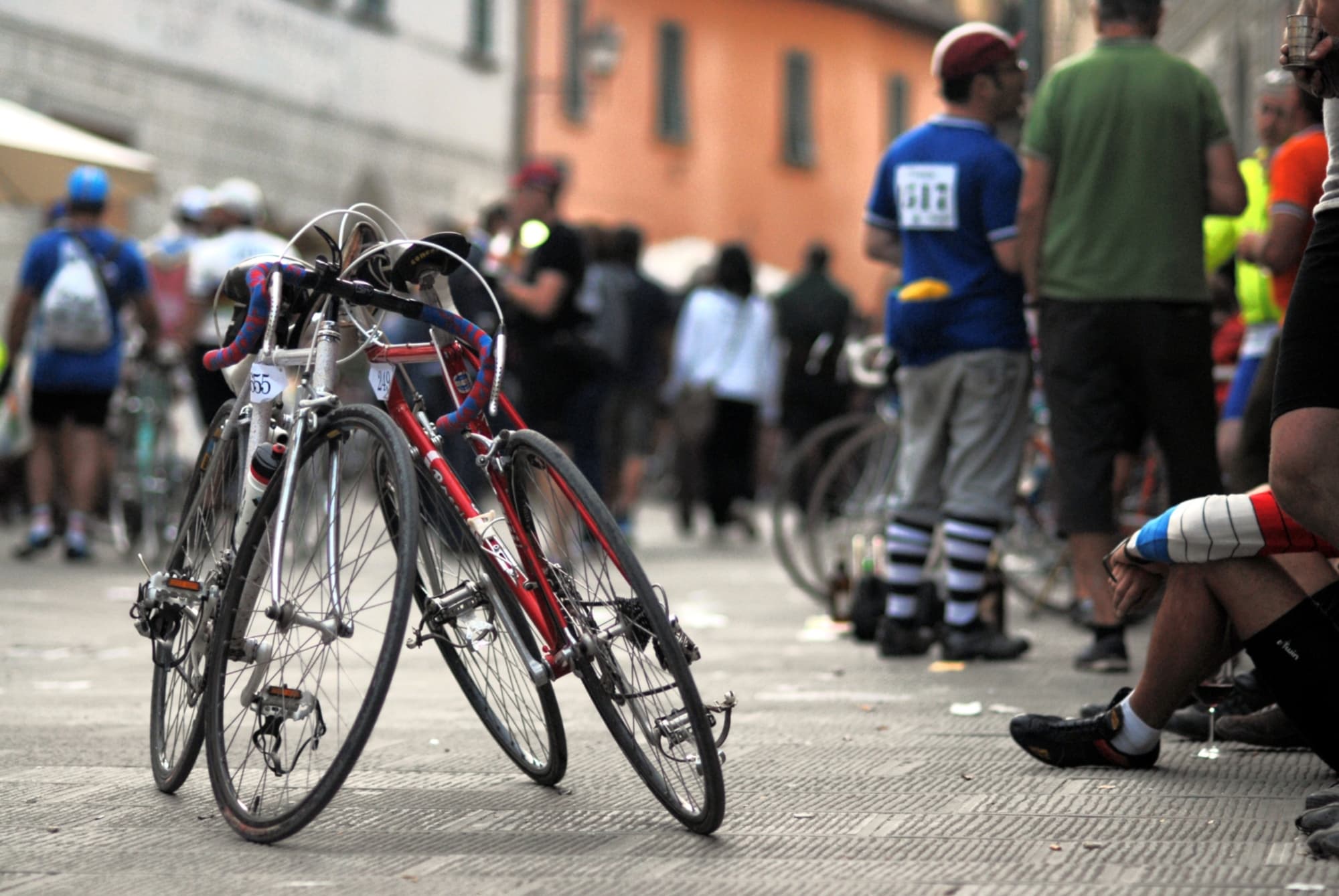 Due biciclette in città
