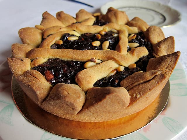 Torta co bischeri di Pisa