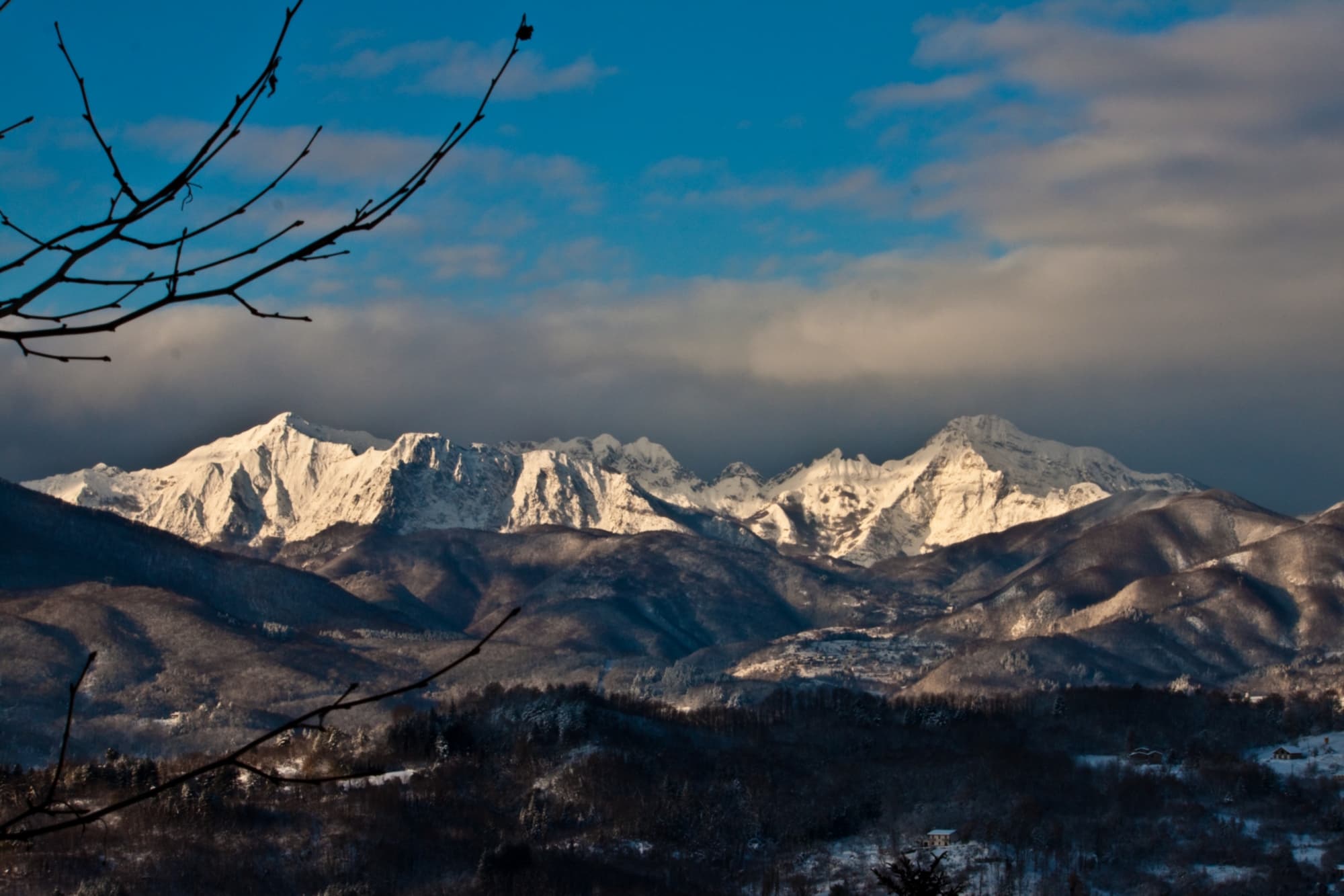 Alpes Apuanos nevados