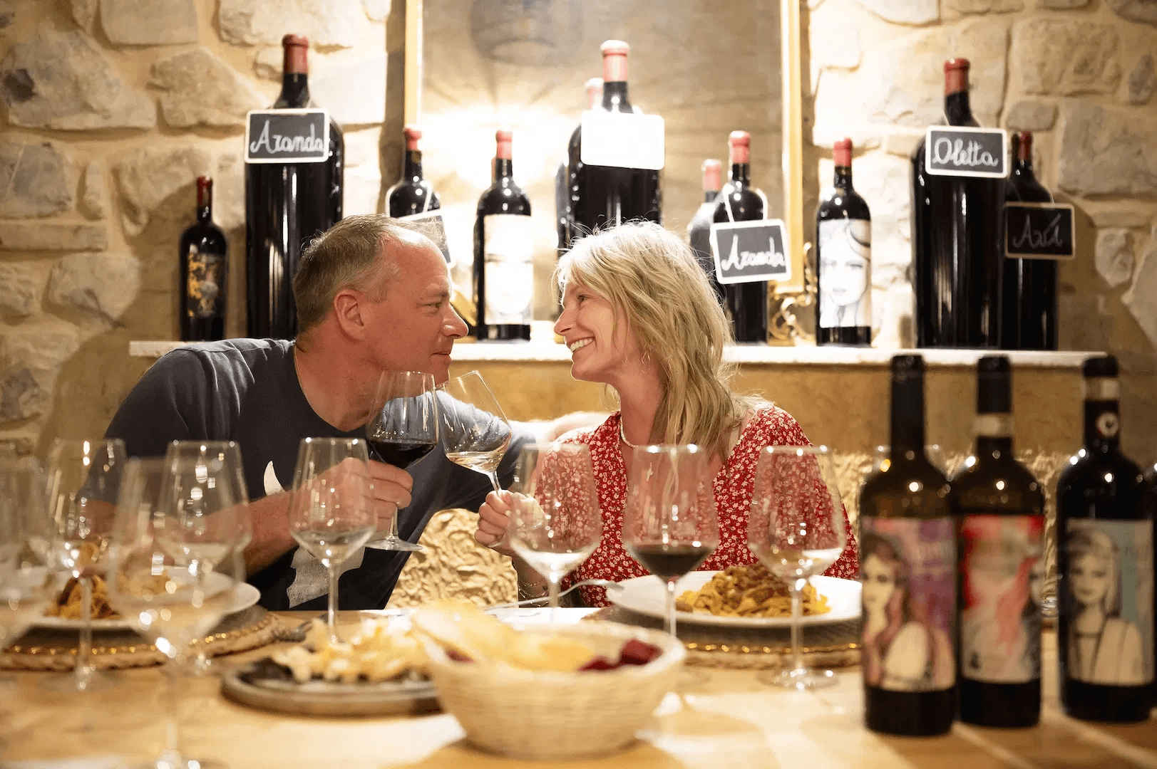 Cena con degustazione di vini presso cantina Poggio ai Laghi