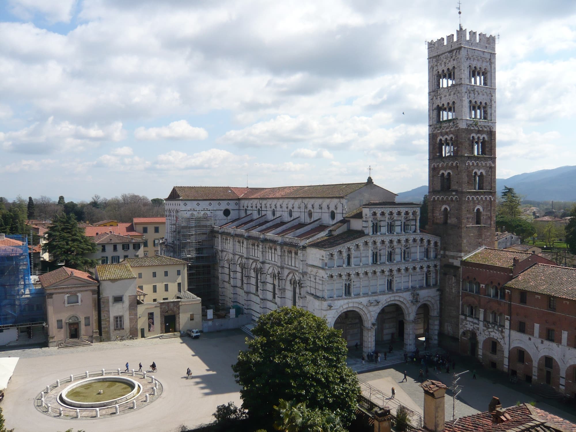 Die Piazza, von oben gesehen