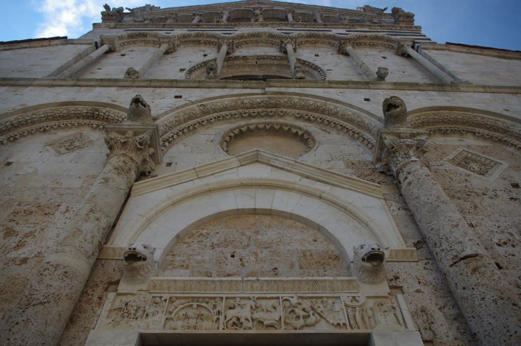 Facciata della Cattedrale di San Cerbone