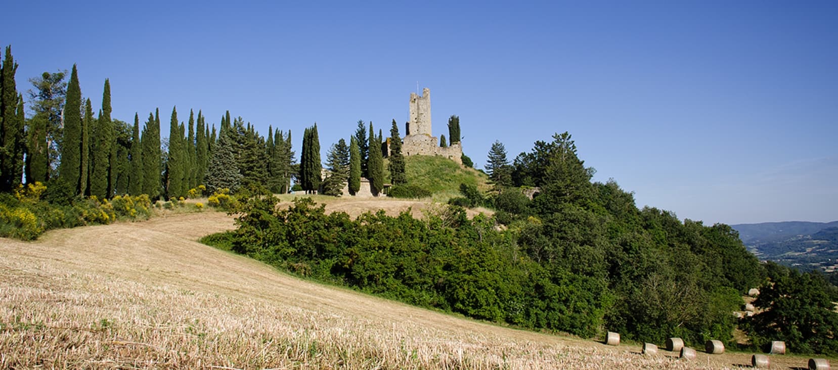 Toscana inedita: leggende e castelli della Valle del Casentino