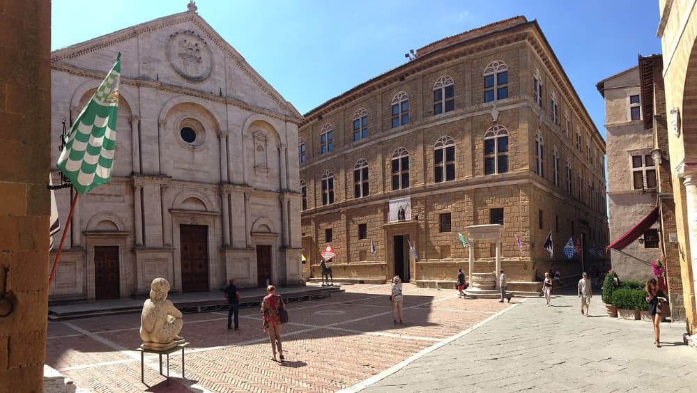 Pienza Piazza Pio II