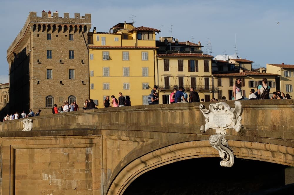 ponte-santa-trinita-florence_wp7_18334.jpg