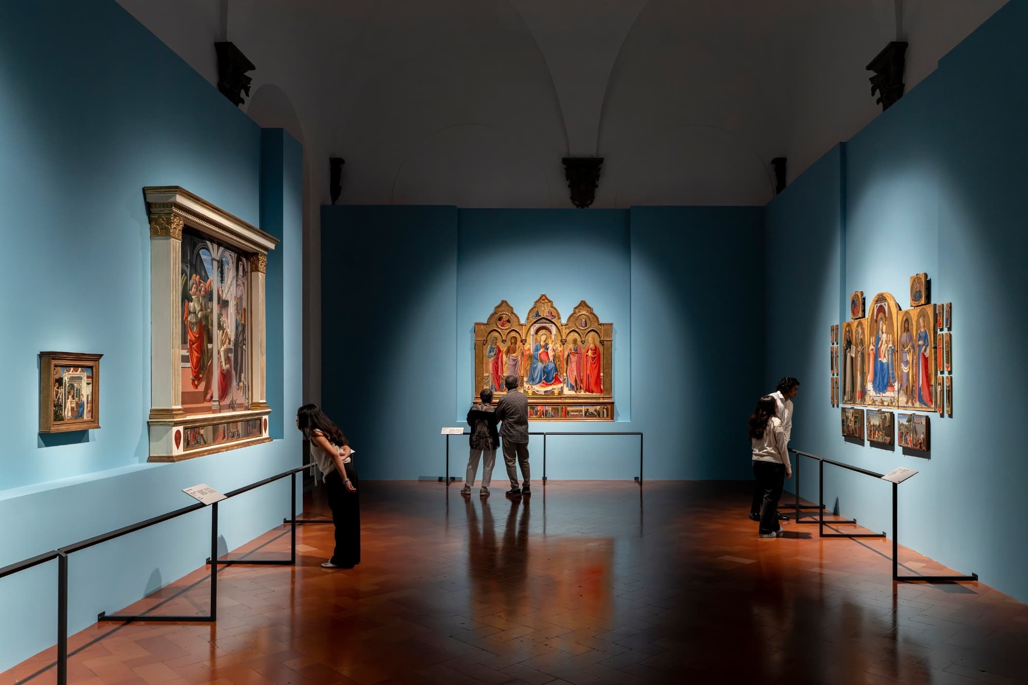 Una sala de la exposición Beato Angelico