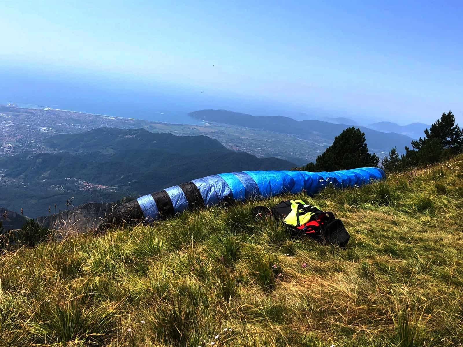Parapendio - Riviera Apuana Terra Scolpita