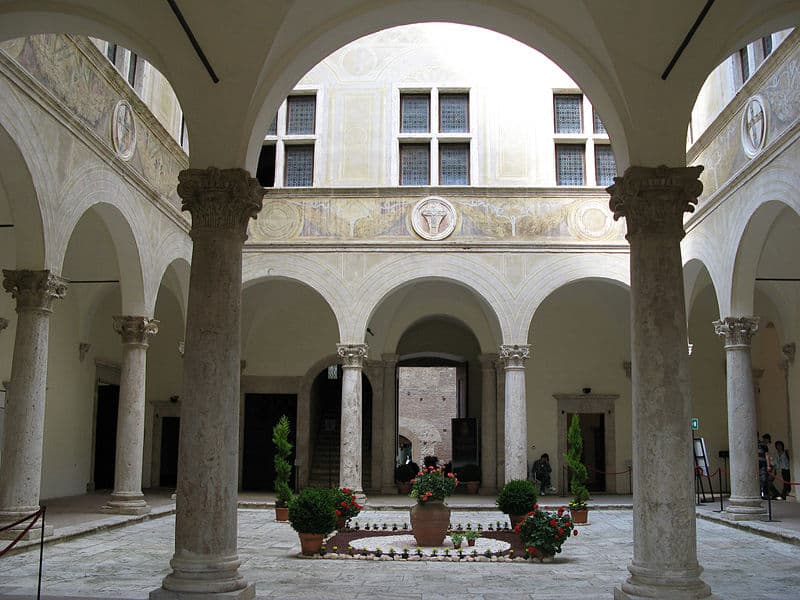 Palazzo Piccolomini