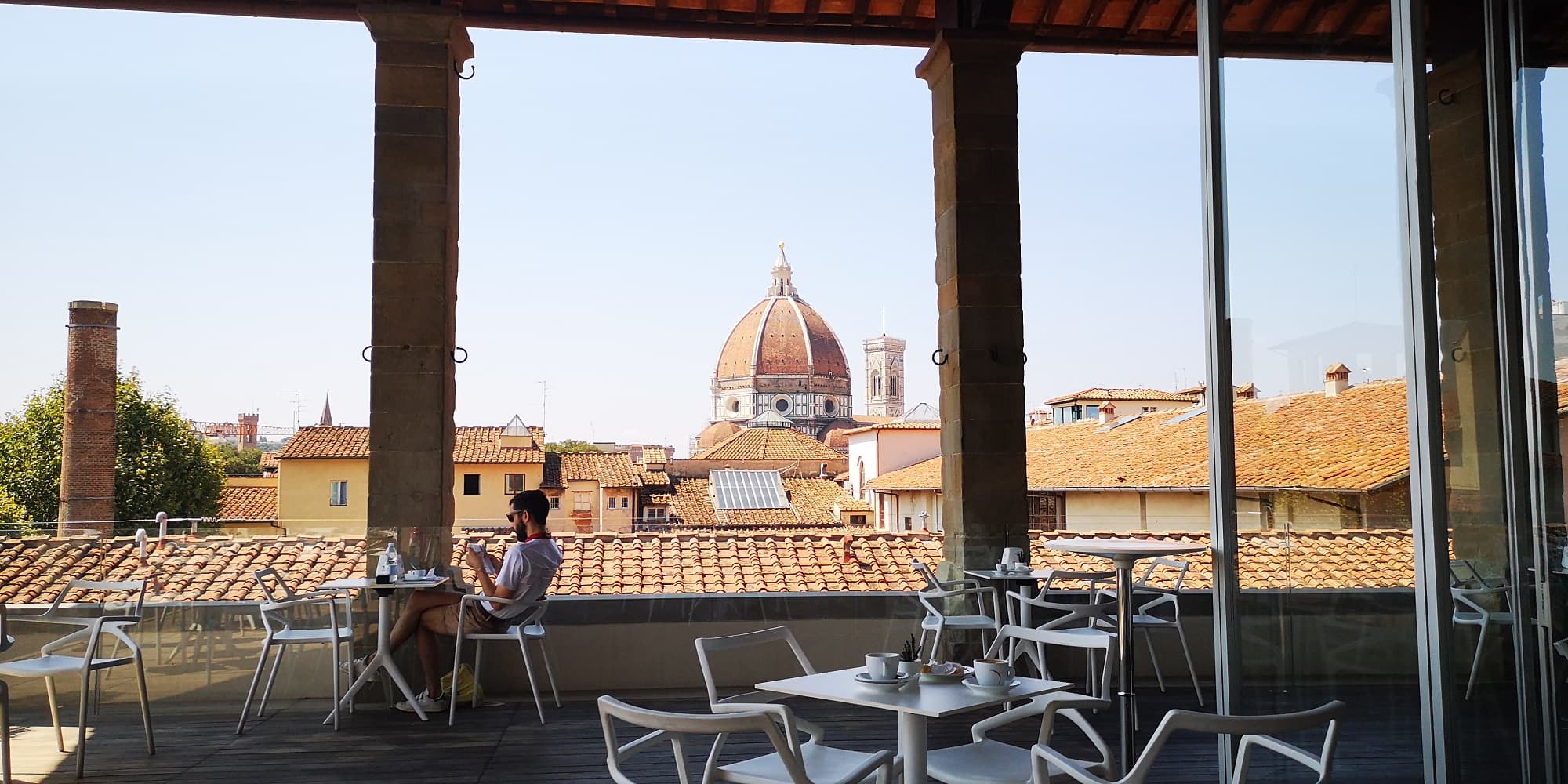 La cupola del Duomo vista dal Caffè del Verone