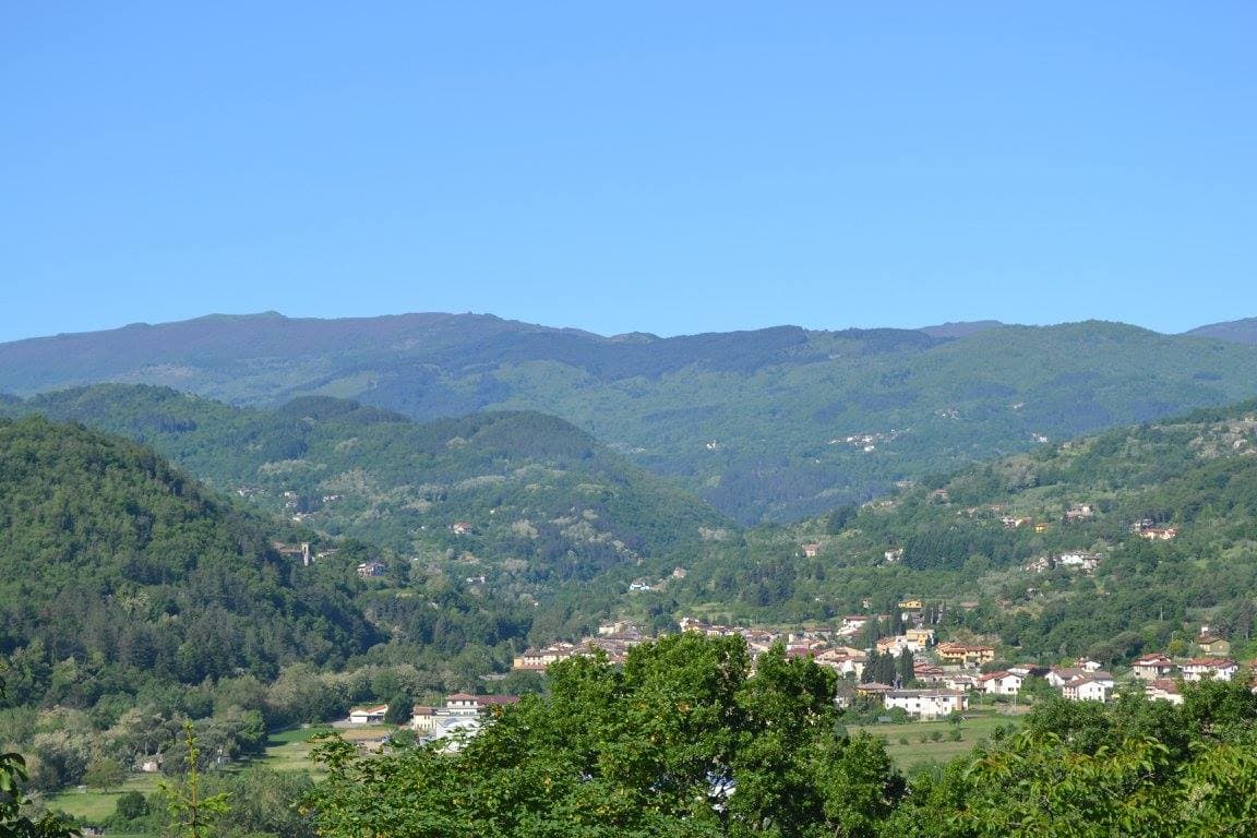La valle del Solano vista da Borgo alla Collina