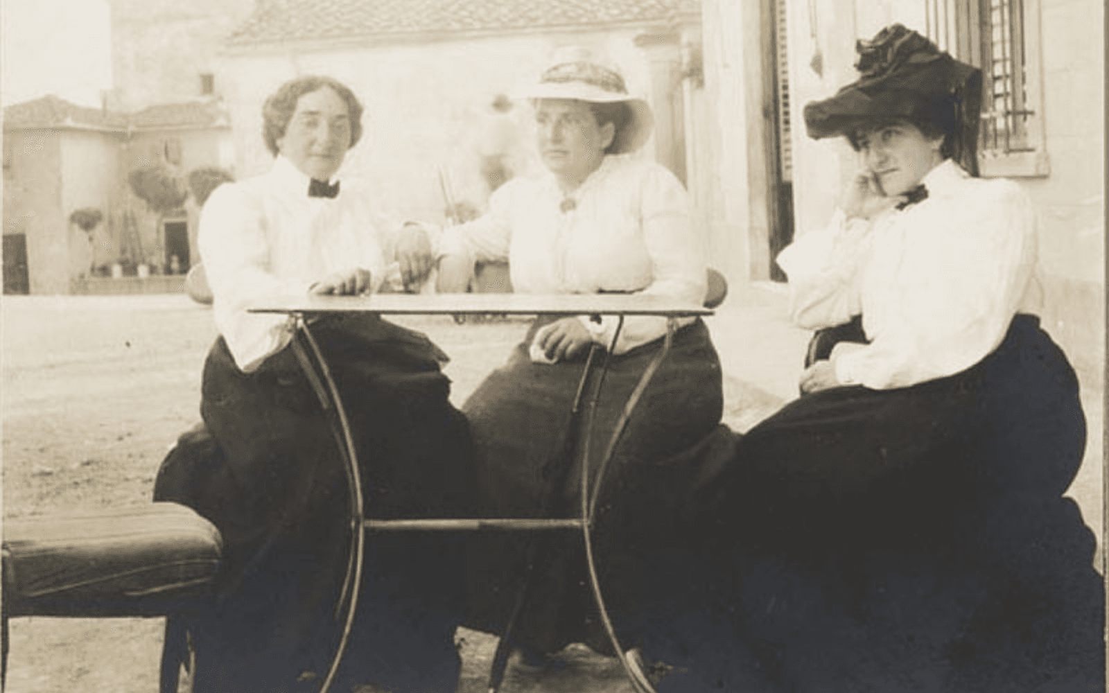 Claribel Cone, Gertrude Stein, Etta Cone 1903