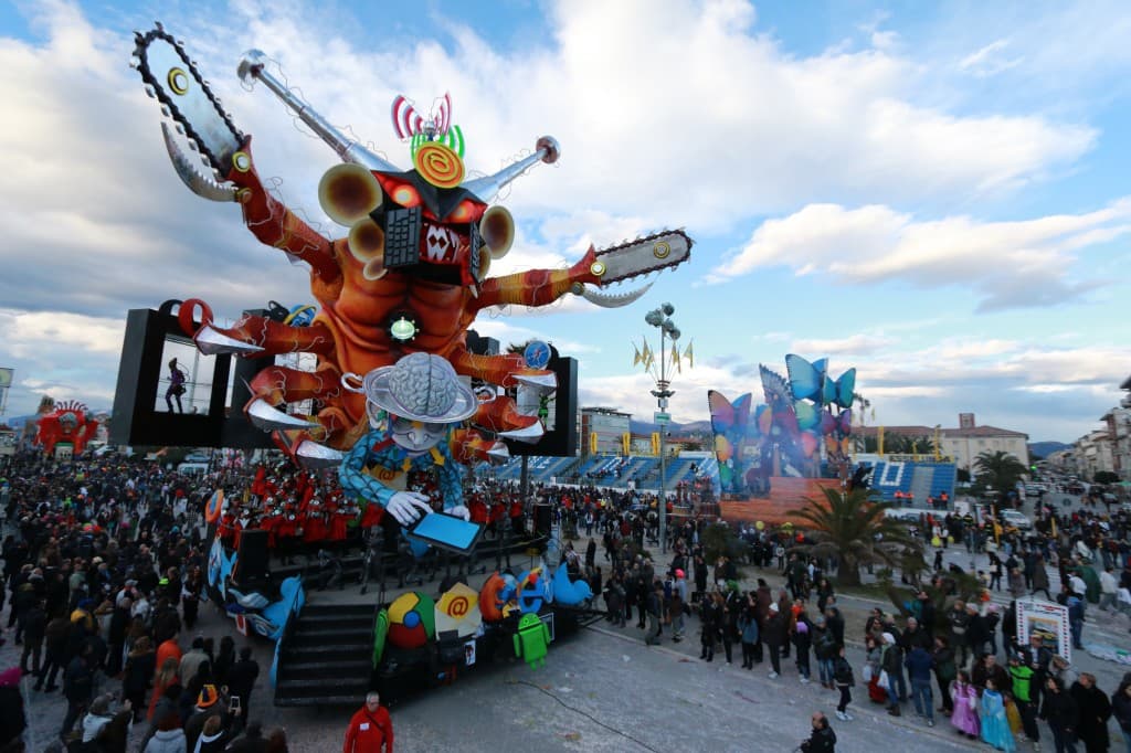 carnevale-viareggio-1024x682_wp7_14162.jpg