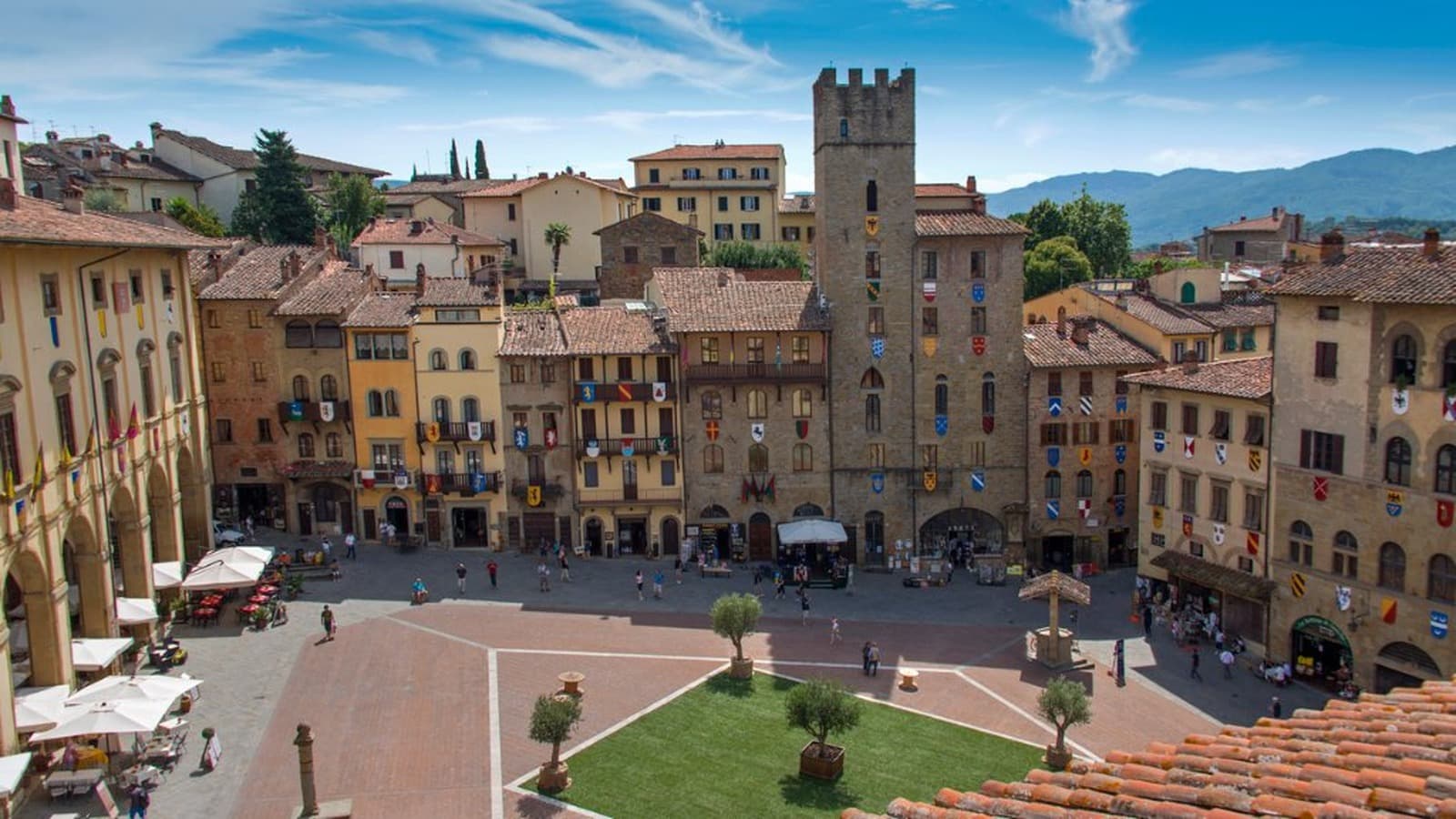 In e-bike dal Lago Trasimeno fino a Cortona