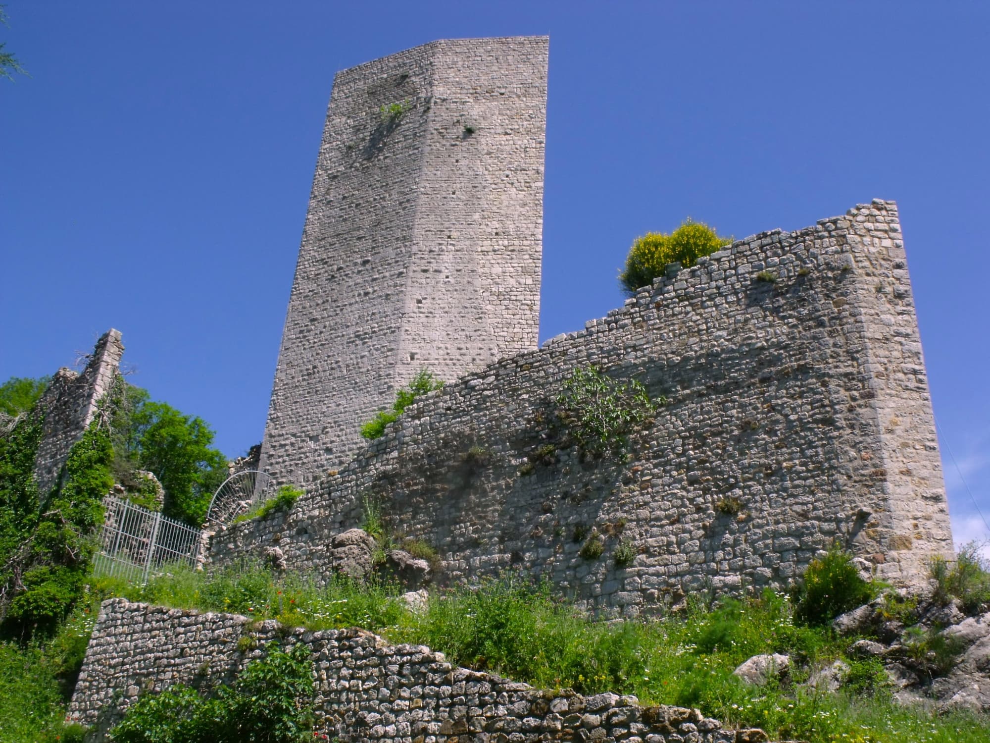 Rocca-Silvana-Castell-Azzara
