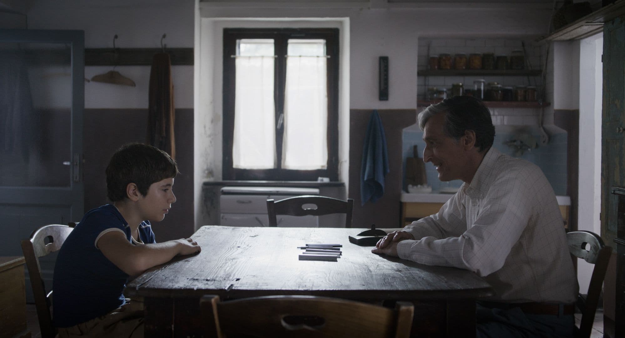 Una escena de la película La proprietà dei metalli