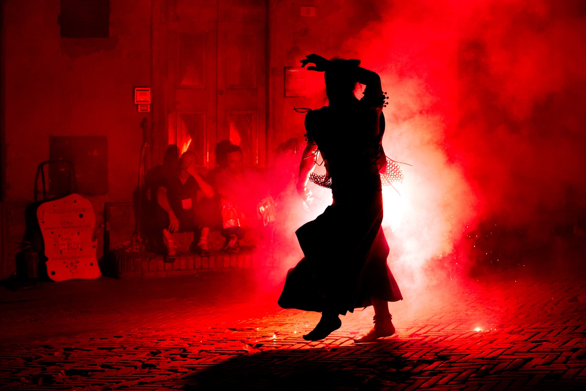 Un artista che si esibisce durante la manifestazione