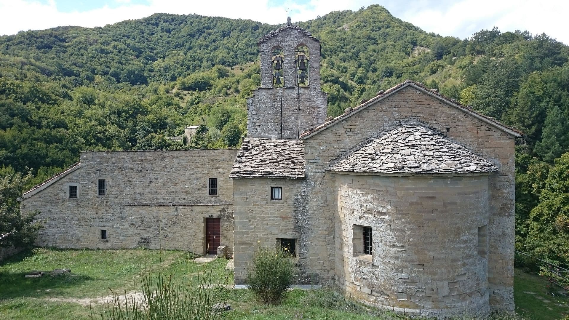 Vista dell'Eremo di Gamogna