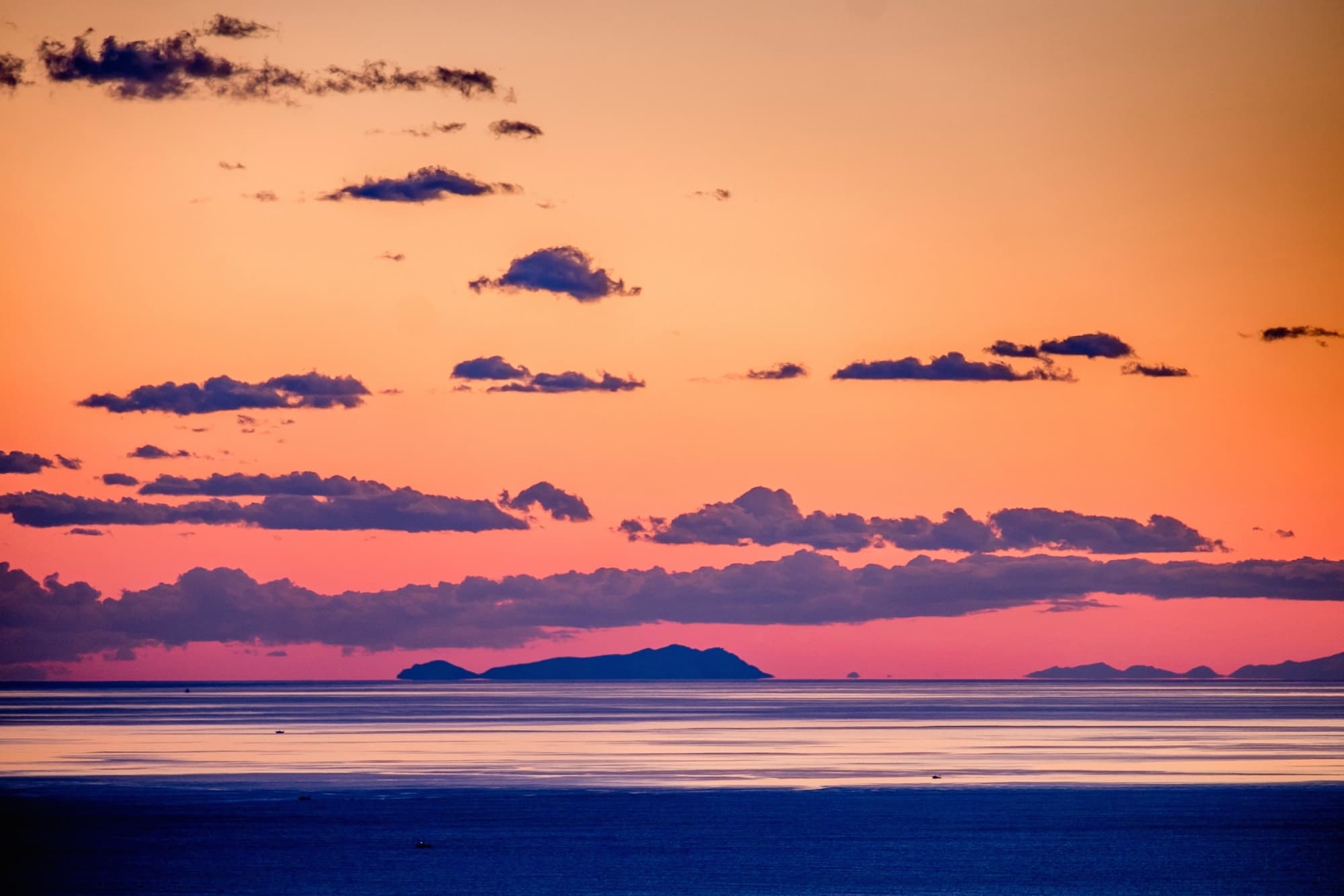 Uno spettacolare tramonto a Capraia