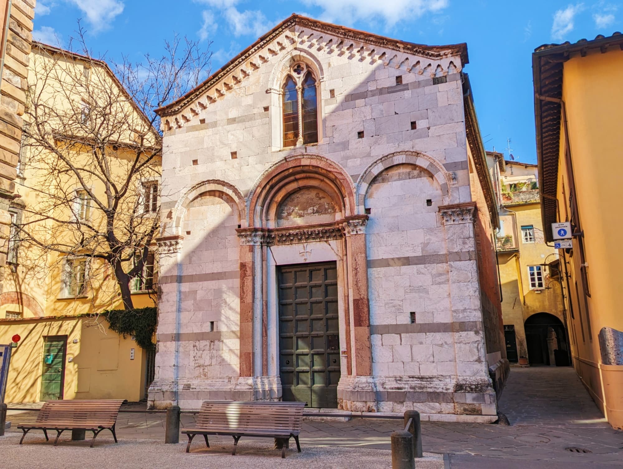 La Iglesia Santa Julia en Lucca