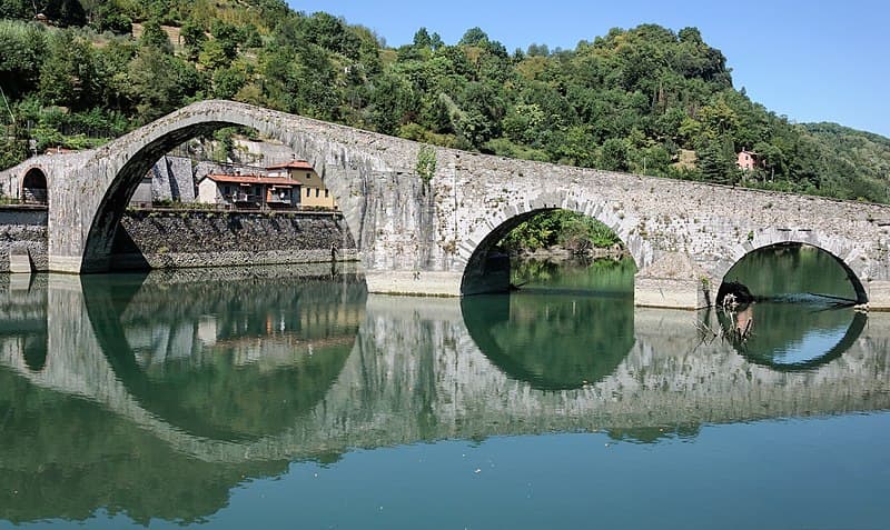 Ponte della Maddalena o Ponte del Diavolo di Borgo a Mozzano