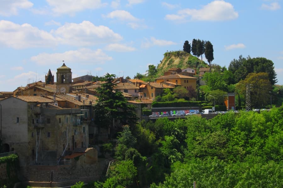 Il_paese_di_palaia_e_la_sua_Rocca