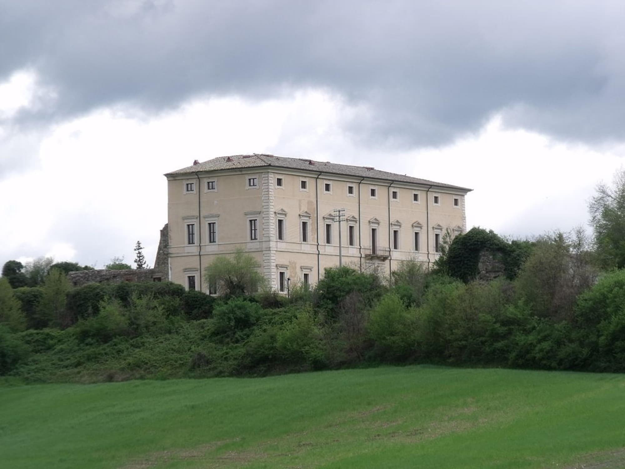 Villa de los Sforza de Castell'Azzara