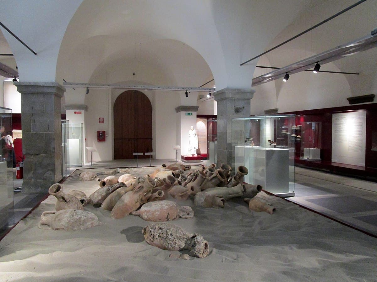 1200px-livorno_-bottini_dellolio_museo_della_citta-