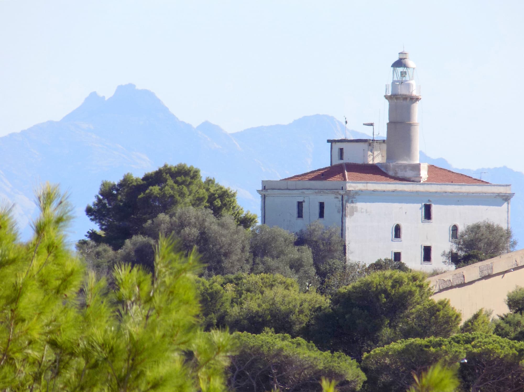 El faro de Pianosa