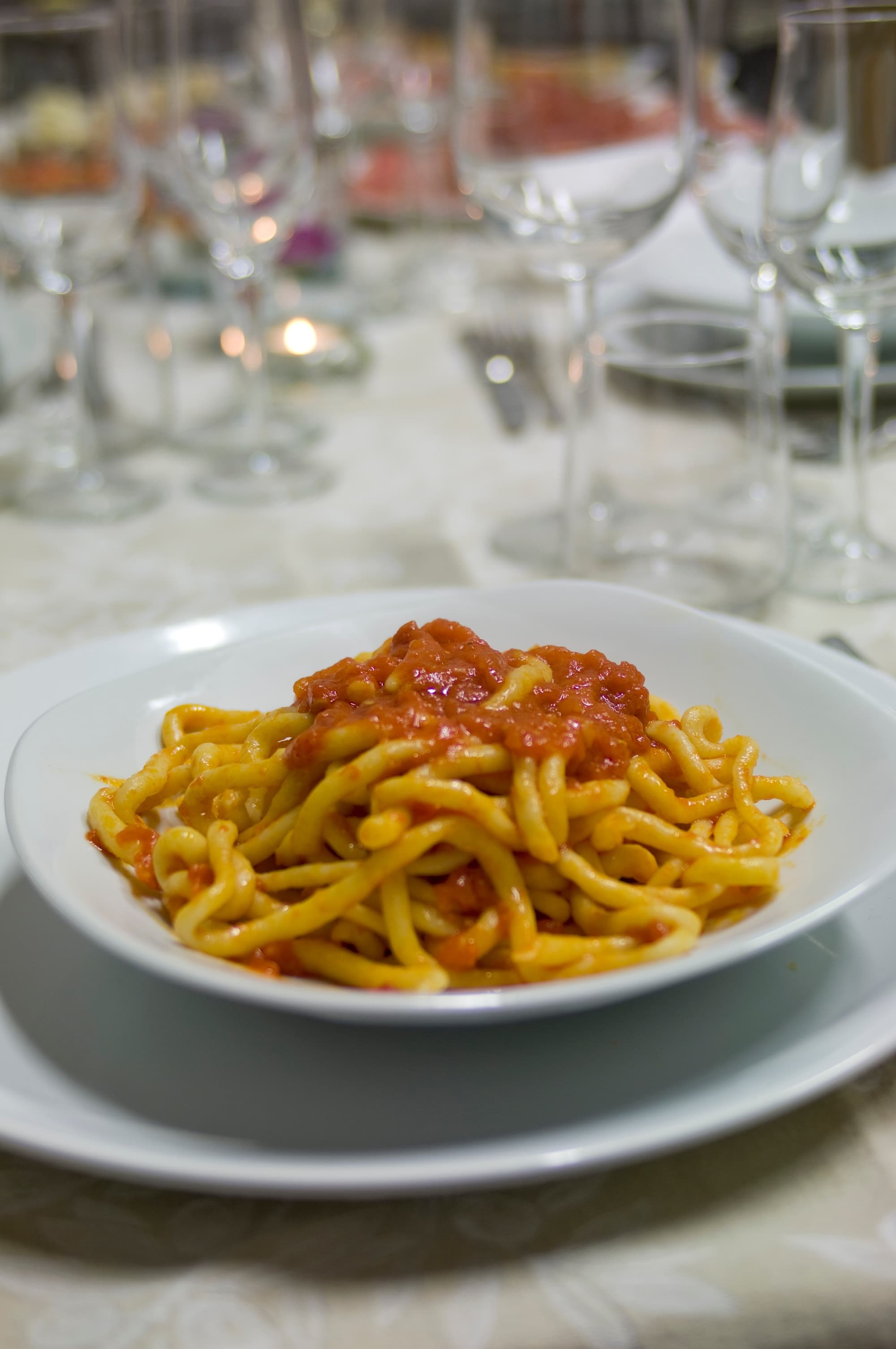 Pici with tomato sauce