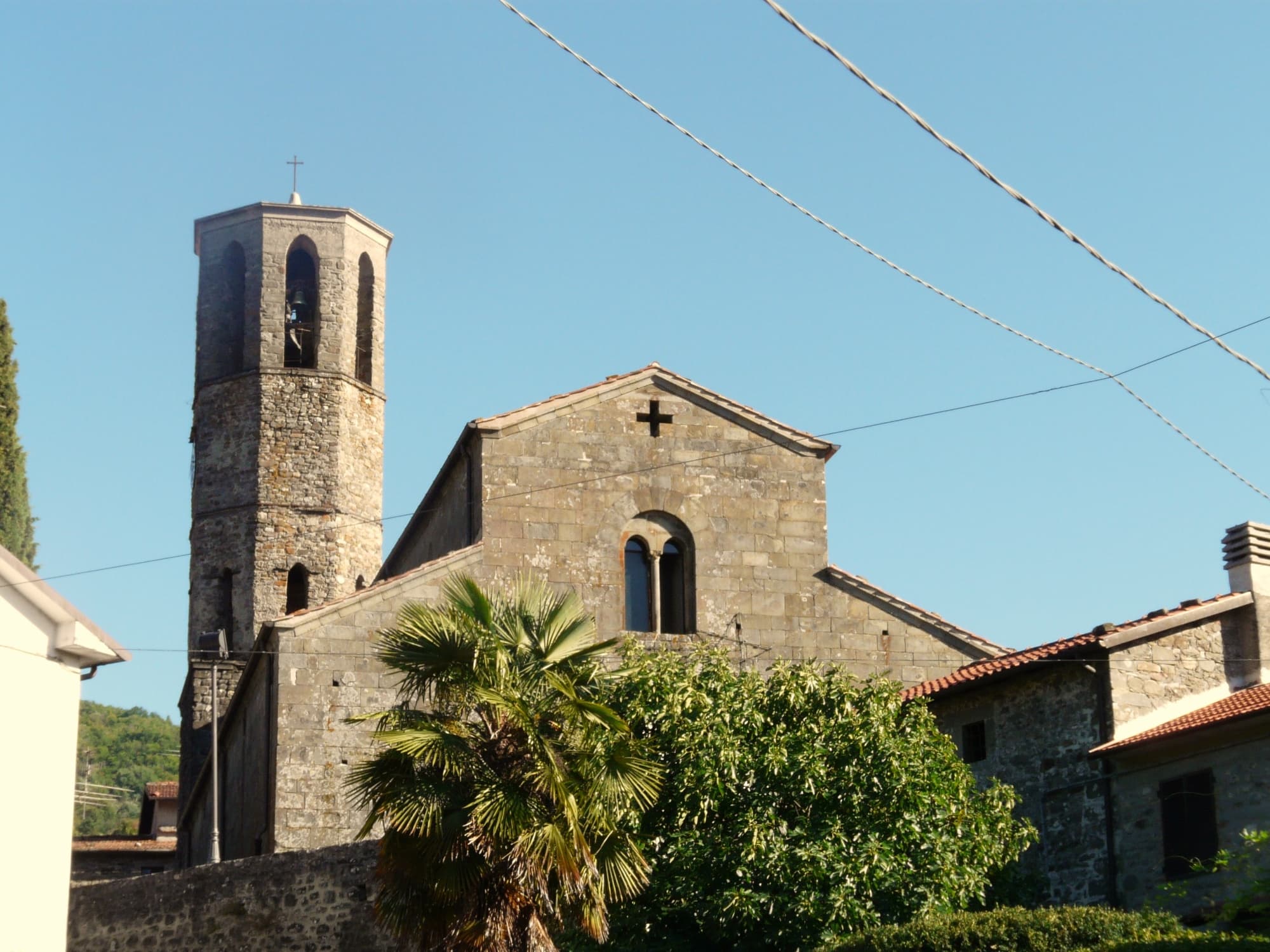 Die Pfarrkirche San Lorenzo, Minucciano, Toskana