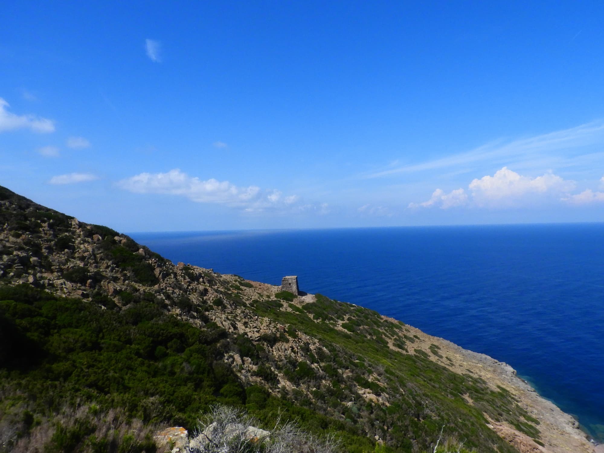 Il sentiero da Porto Vecchio alla Punta della Teglia