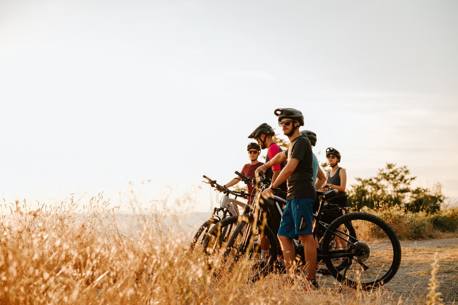 Tour in e-bike al tramonto a Cortona con pizza