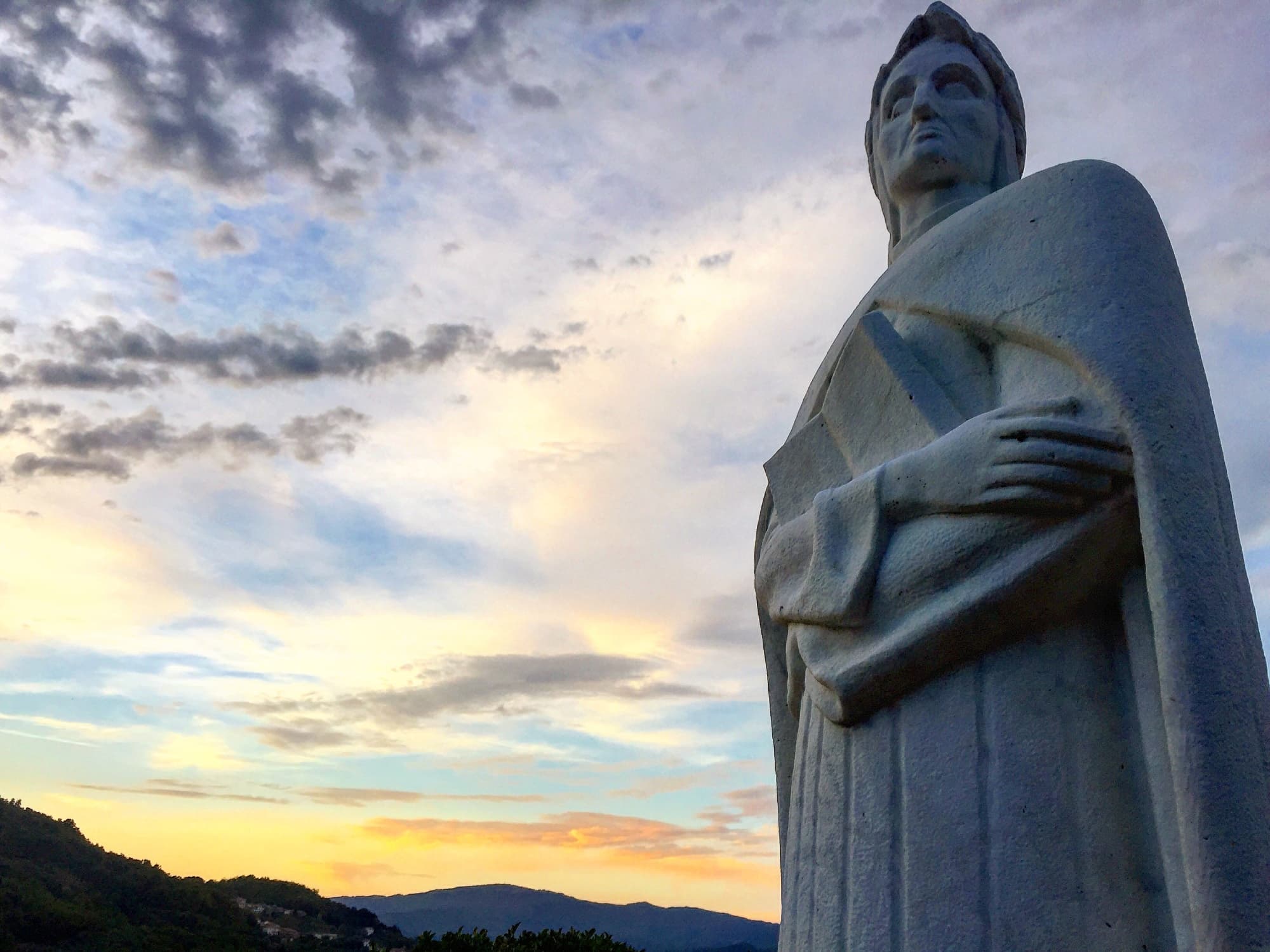 A Mulazzo la statua di Dante realizzata dal maestro carrarese Arturo Dazzi