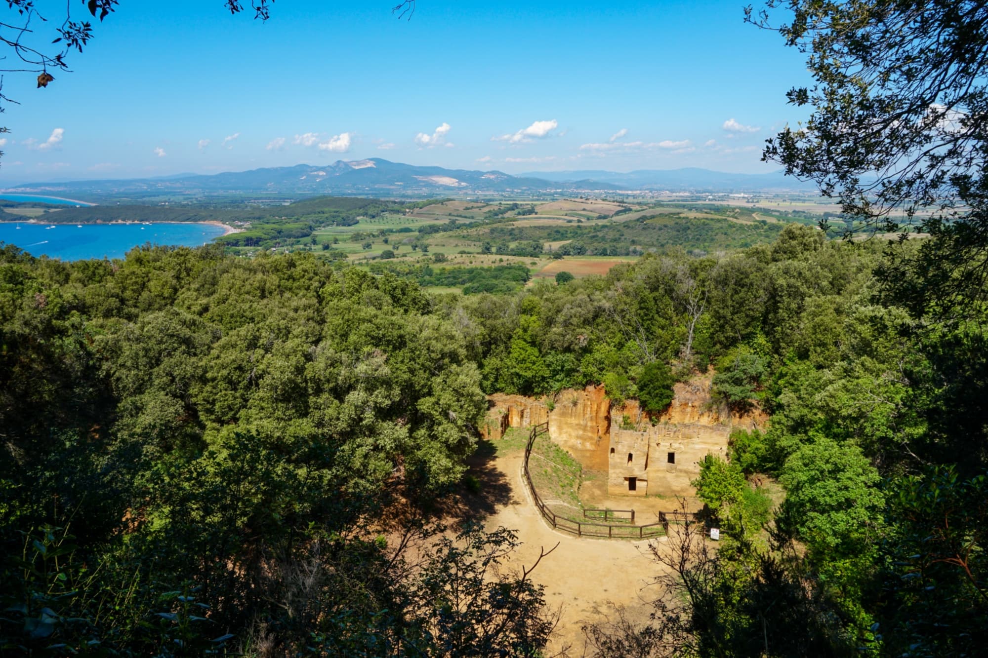 El Parque Arqueológico de Baratti y Populonia