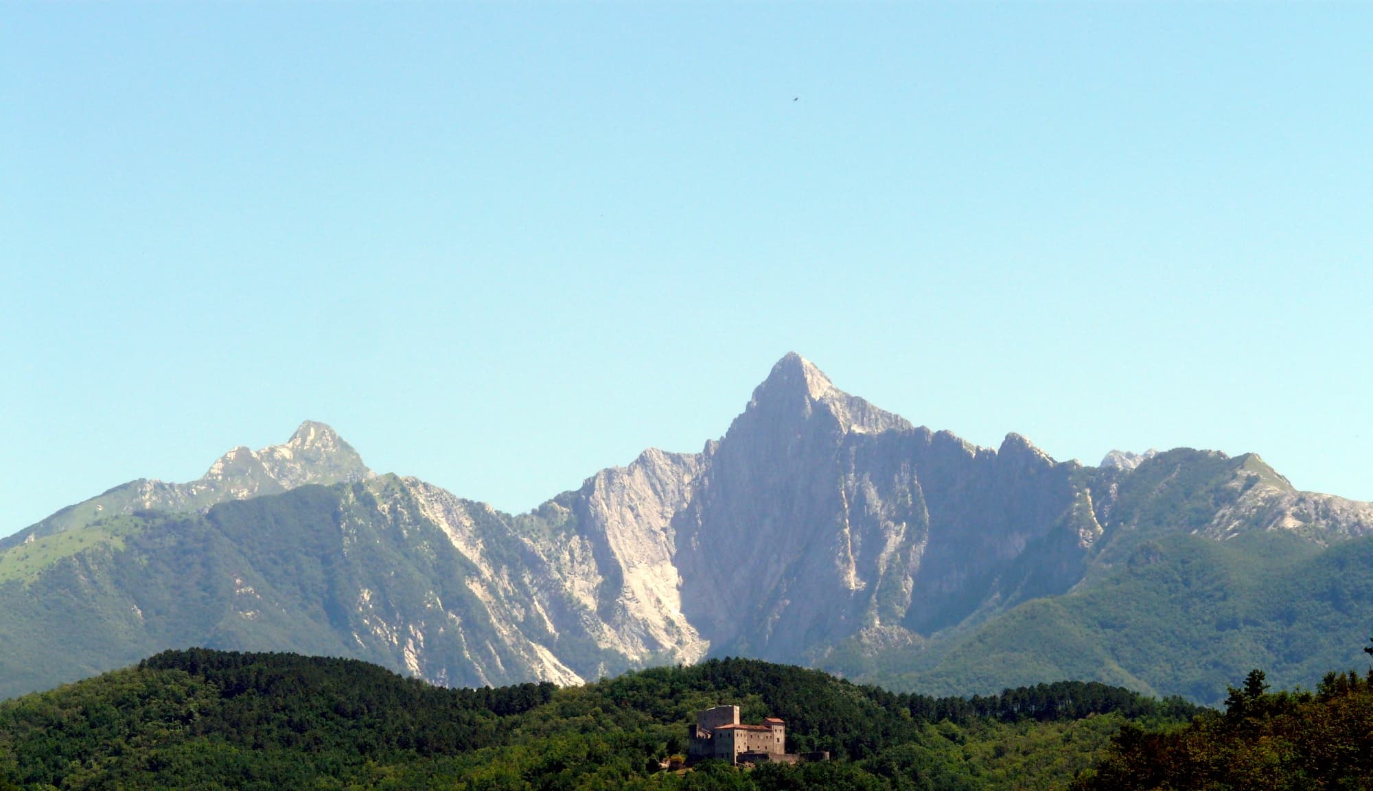 Gragnola (Fivizzano), Castel dell'Aquila
