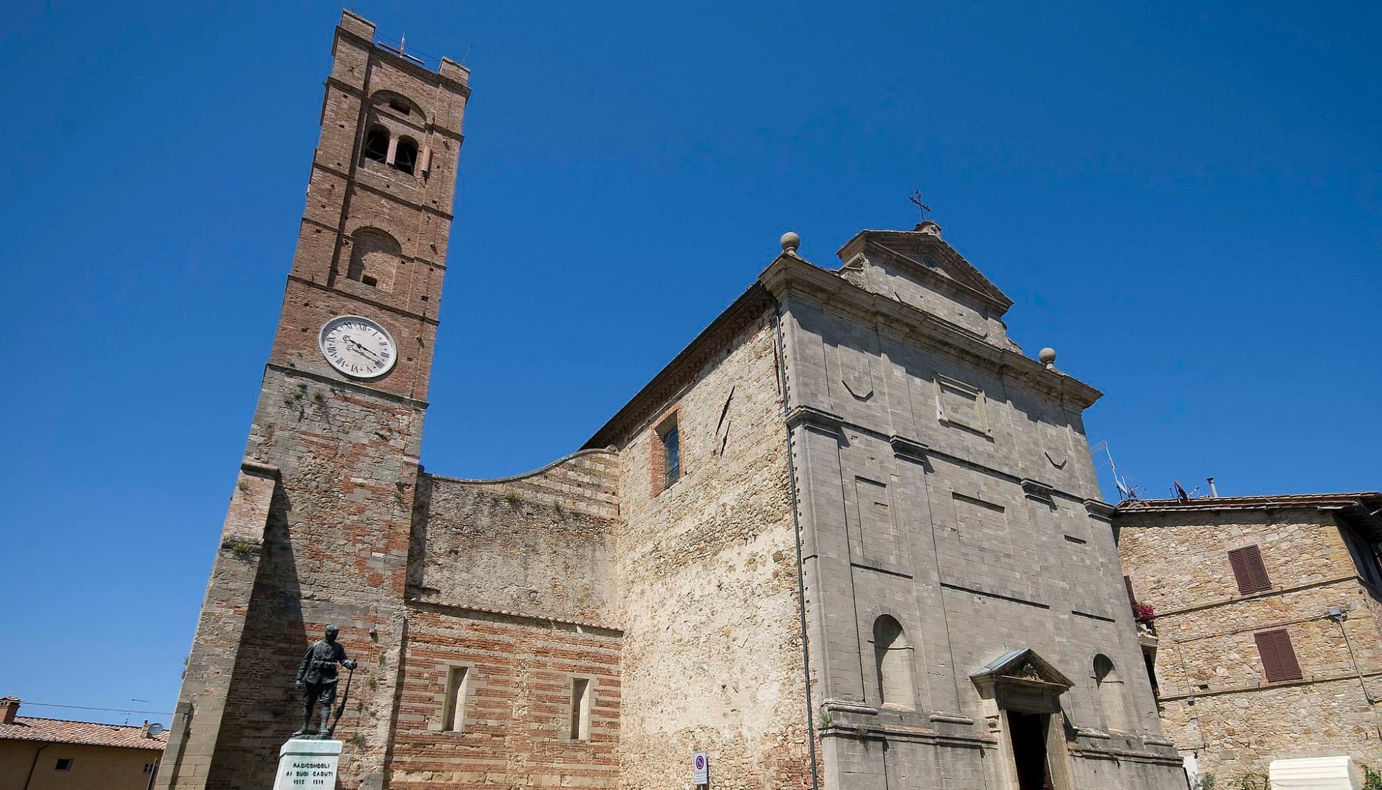 Collegiata_radicondoli_wikimedia