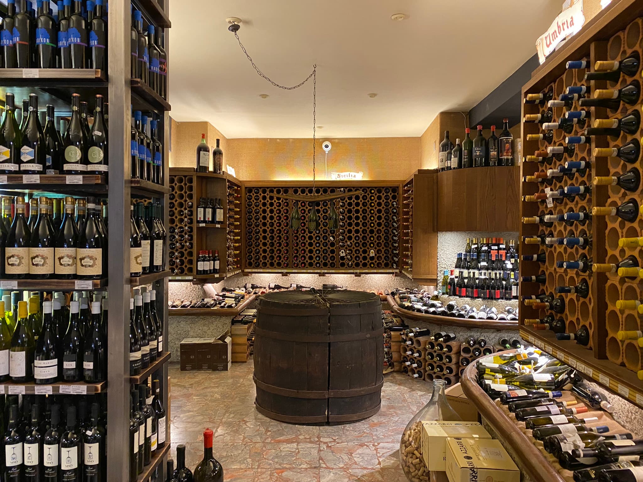 Esperienza di degustazione di vini toscani nel centro di Firenze