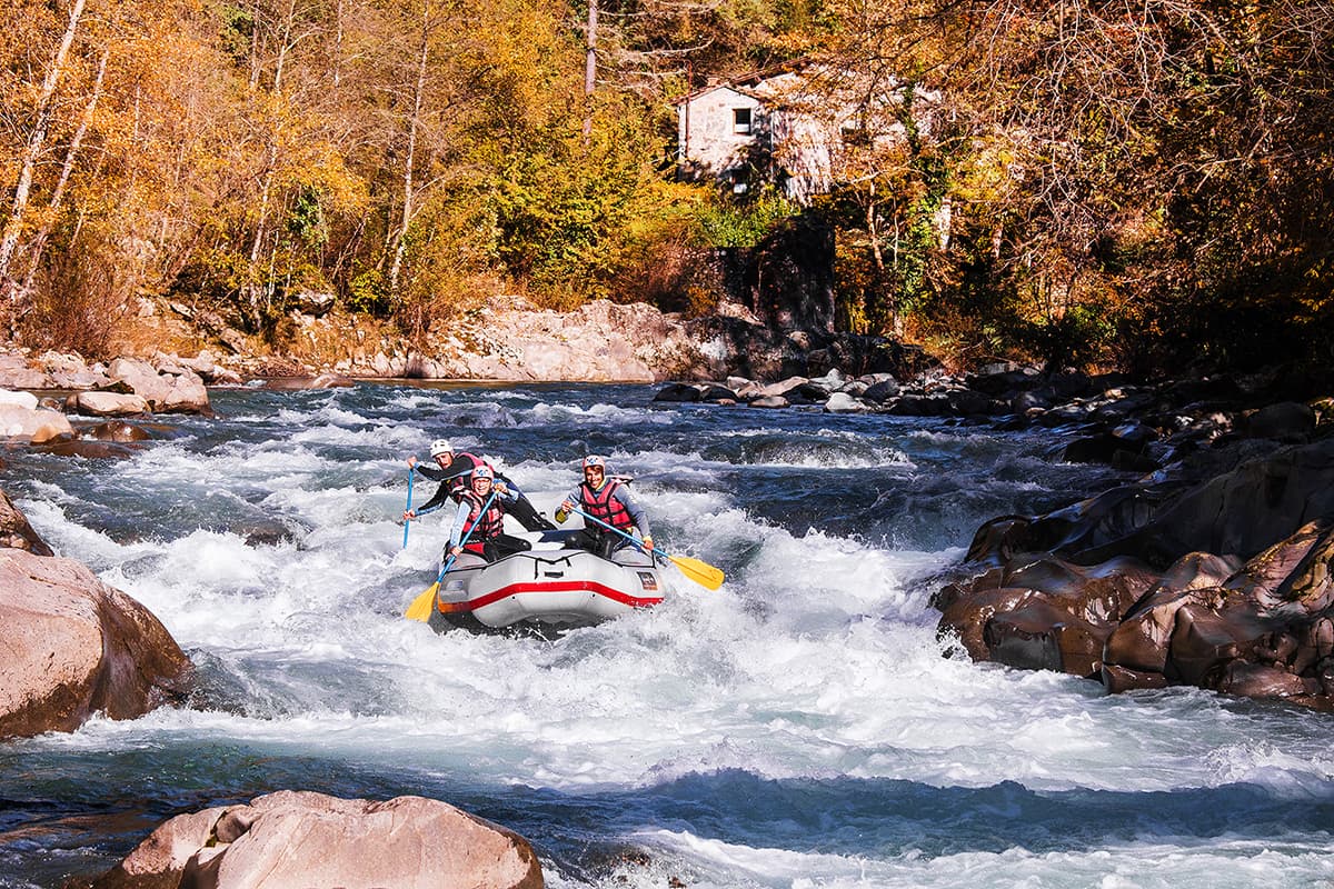 Rafting sul fiume Lima