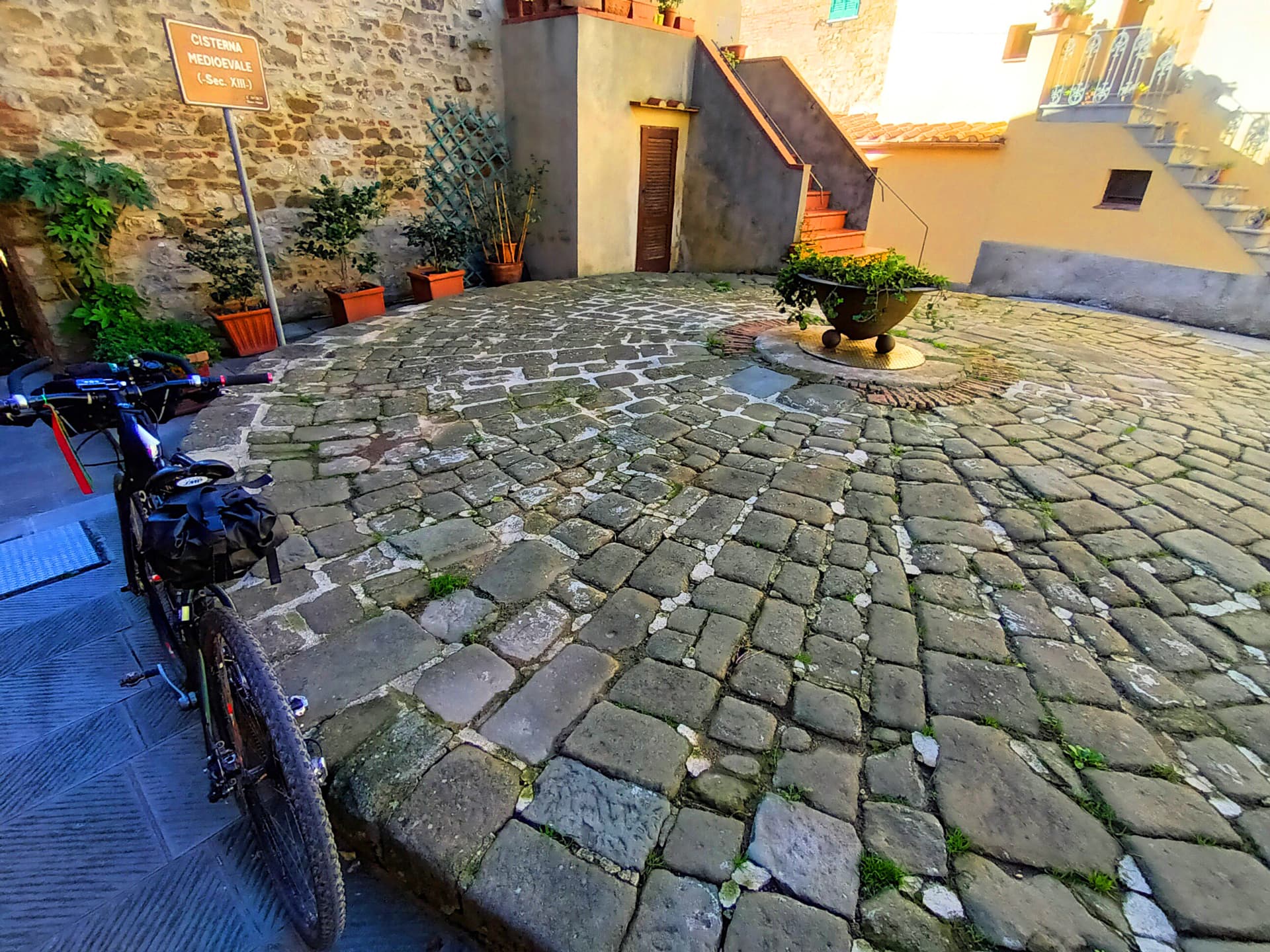 Campagnatico - Mittelalterliche Zisterne