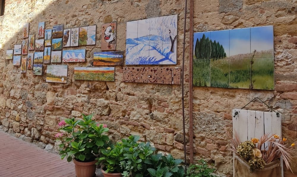 Ceramiche in via San Niccolò