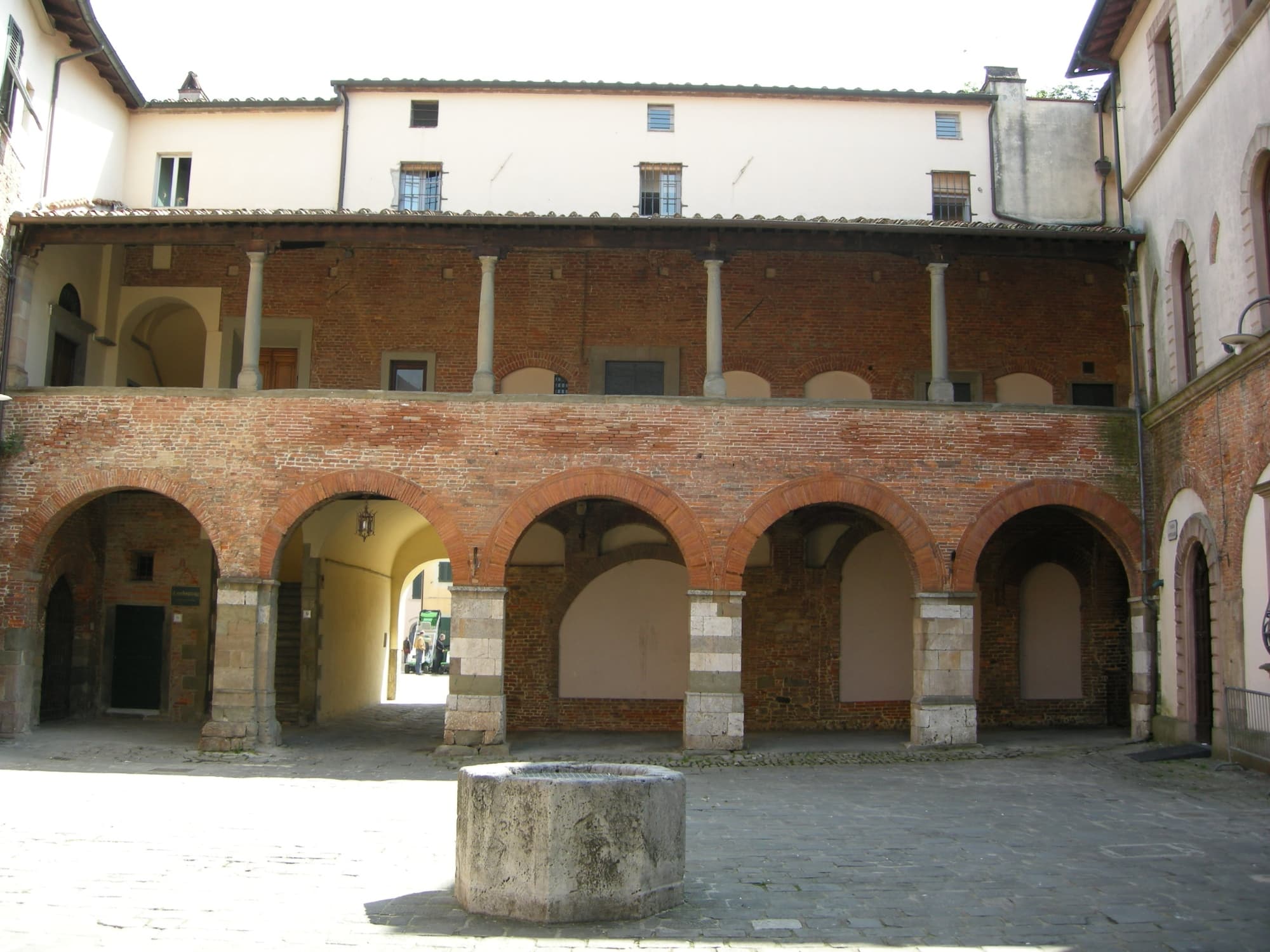 Altopascio, piazza Ospitalieri