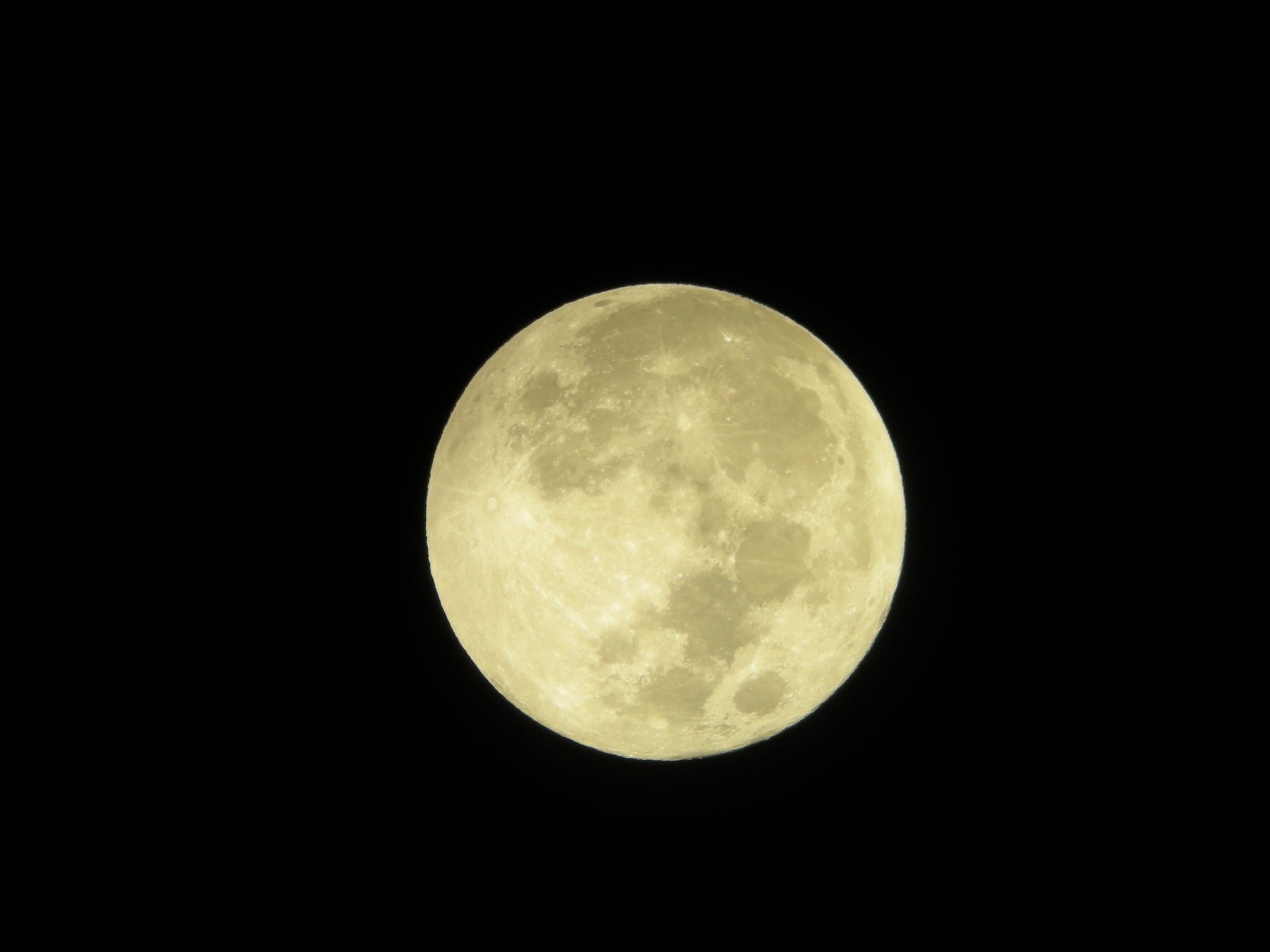 Trekking da Pisa a Lucca con la luna piena