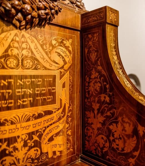 Trono del Profeta Elia, Sinagoga de Siena