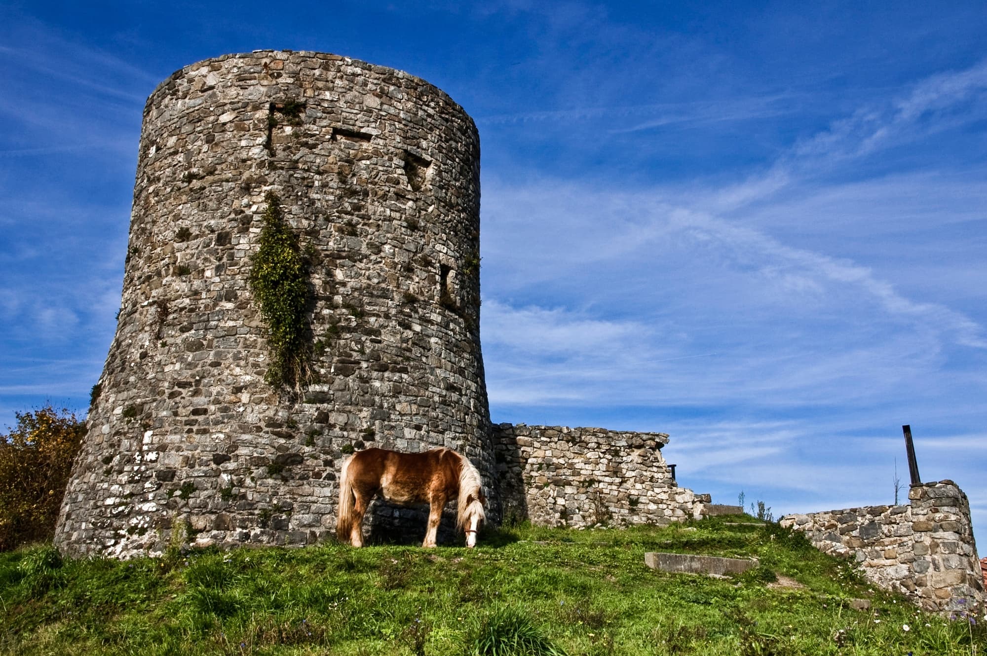 Trassilico Fortress