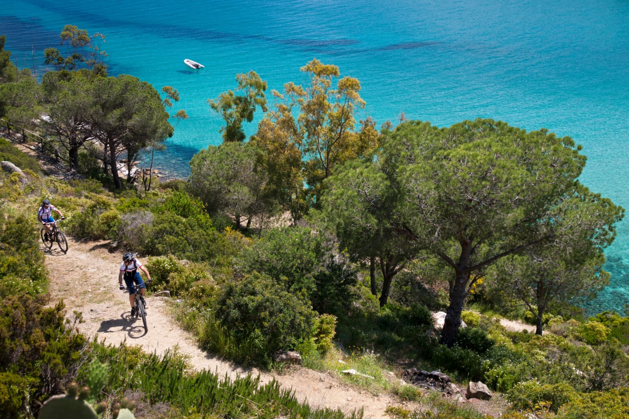 spiaggia fetovaia, percorso in bicicletta