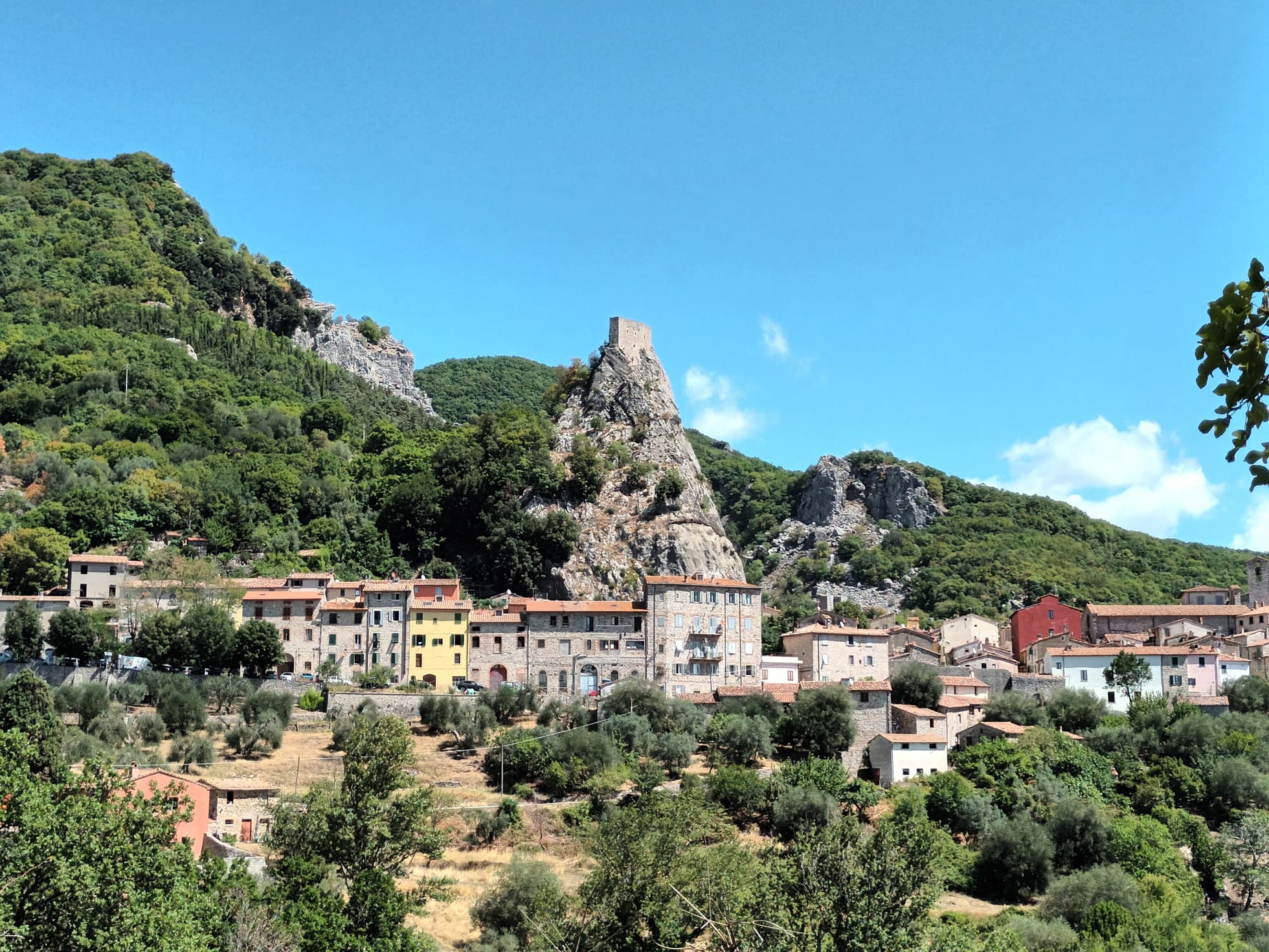 Roccalbegna - panorama