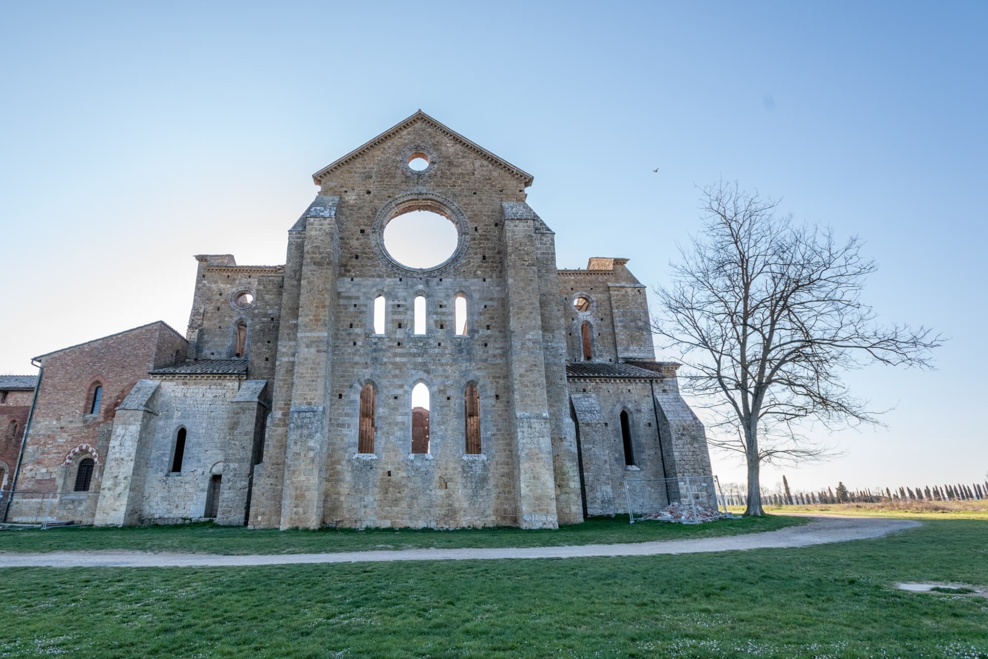 L’abbaye de San Galgano